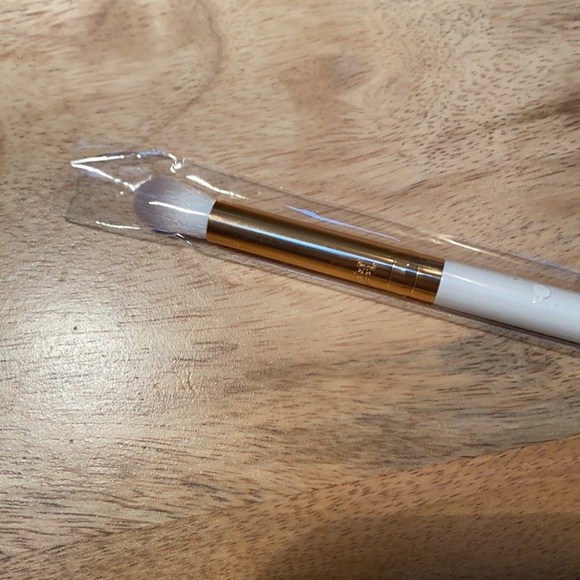 F.A.R.A.H | Blender Brush "Rose Gold Collection" 25E - Picture 2 of 4